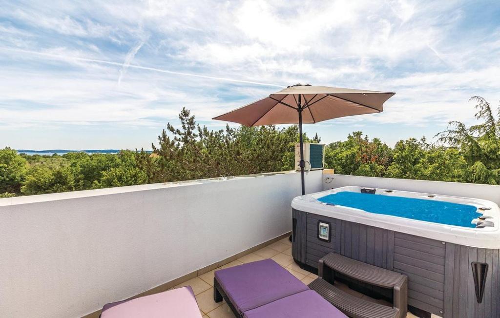 Holiday Home Ivan Peroj Bagian luar foto